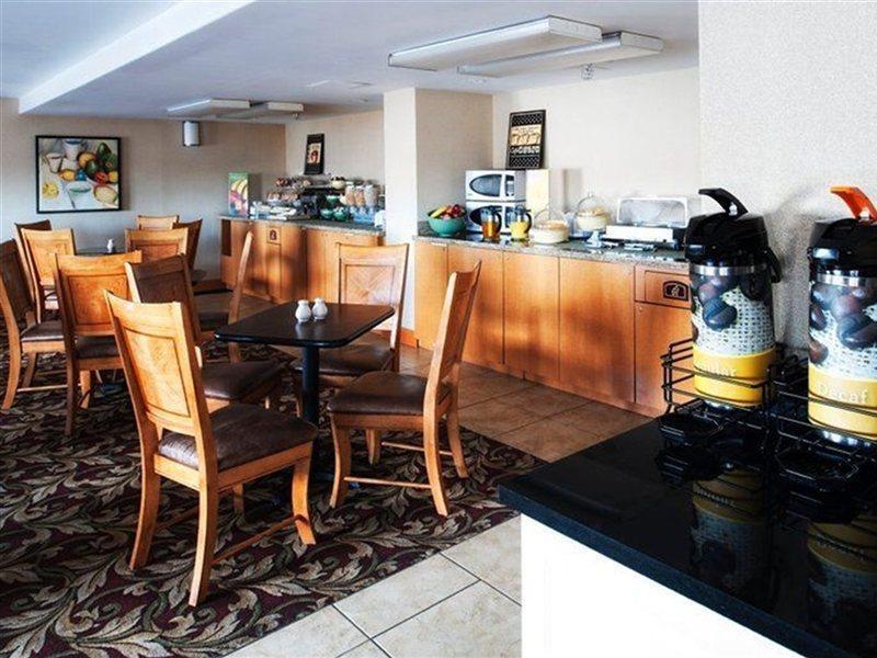 Holiday Inn Express & Suites Halifax - Bedford By Ihg Zewnętrze zdjęcie